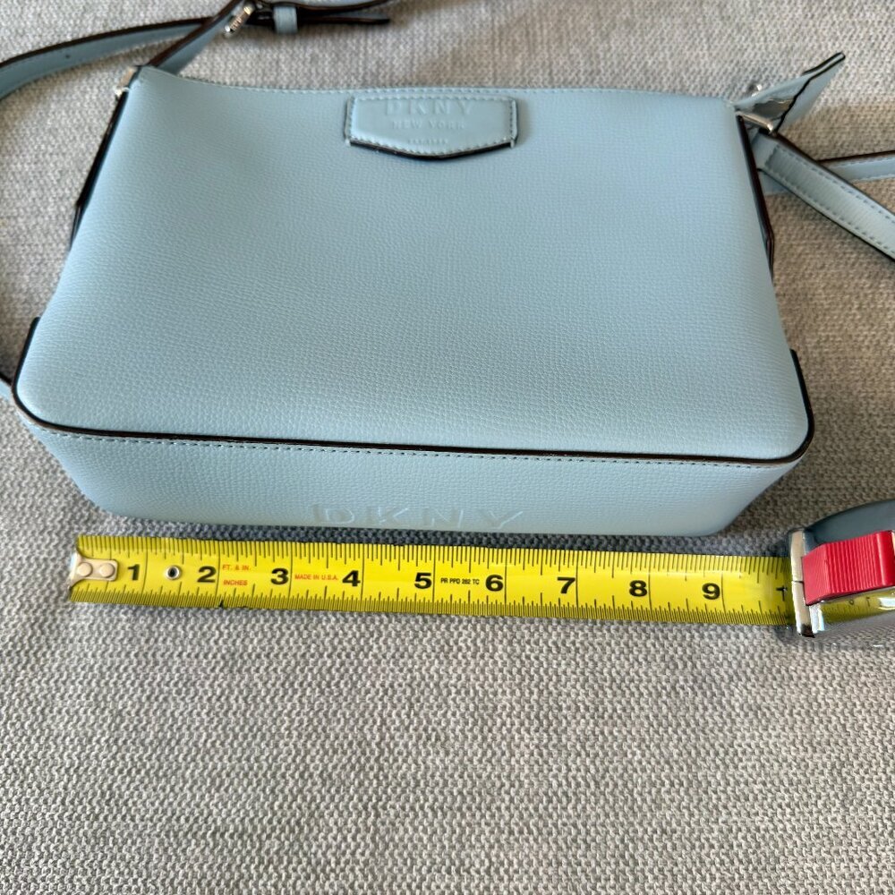 👜✨ DKNY New York Pebbled Leather Crossbody – Light Blue ✨👜 - Picture 9 of 11